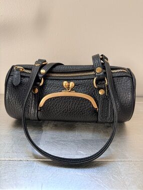 Coach Kisslock Pebbled leather Barrel Shoulder Bag